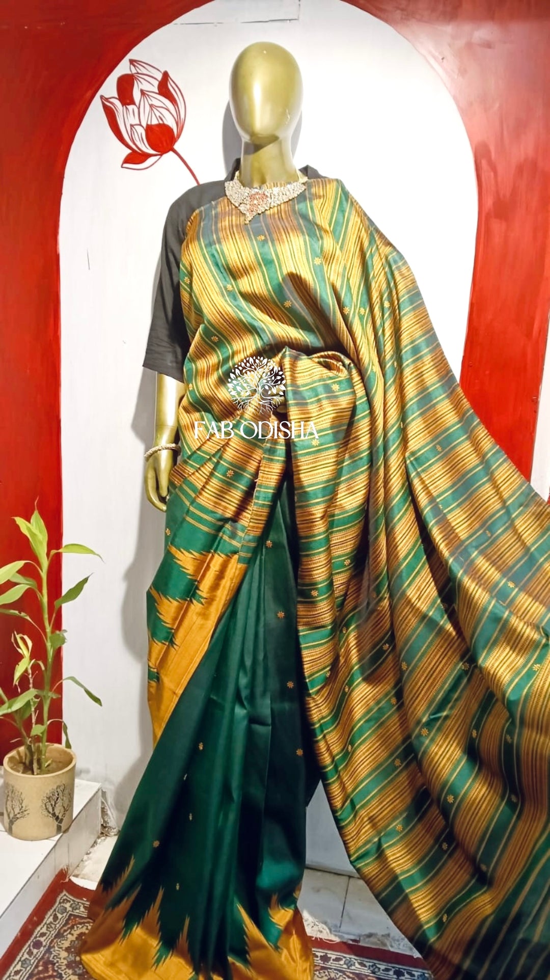 "SAADA-E-BAHAR" FINE MULBERRY DOUBLE PALLU BERHAMPURI SILK SAREE