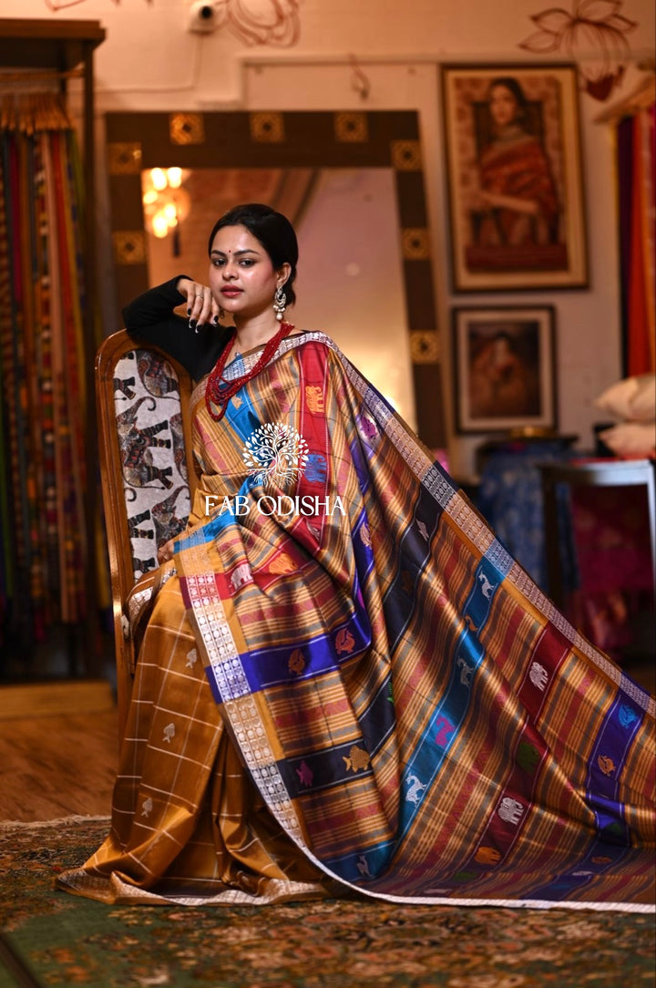 BRONZE-STREAKED GOLDEN CHECKERED DOUBLE ANCHAL BERHAMPURI PATTA