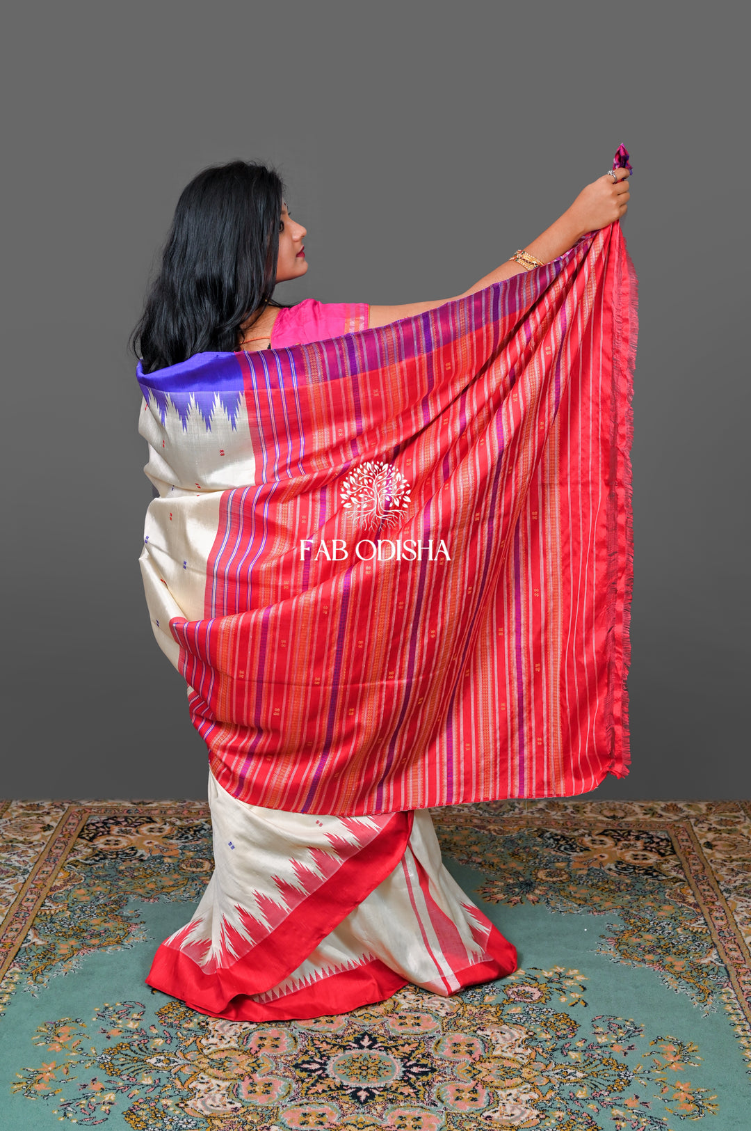 PEARLY ETHEREAL ELITE BERHAMPURI SILK PATTA SAREE