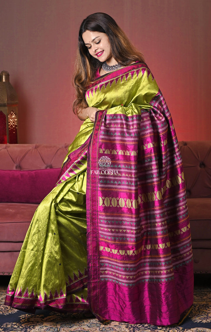 "GULABI CHAMAK" LUMINOUS GREEN-PINK DONGRIA SILK SAREE