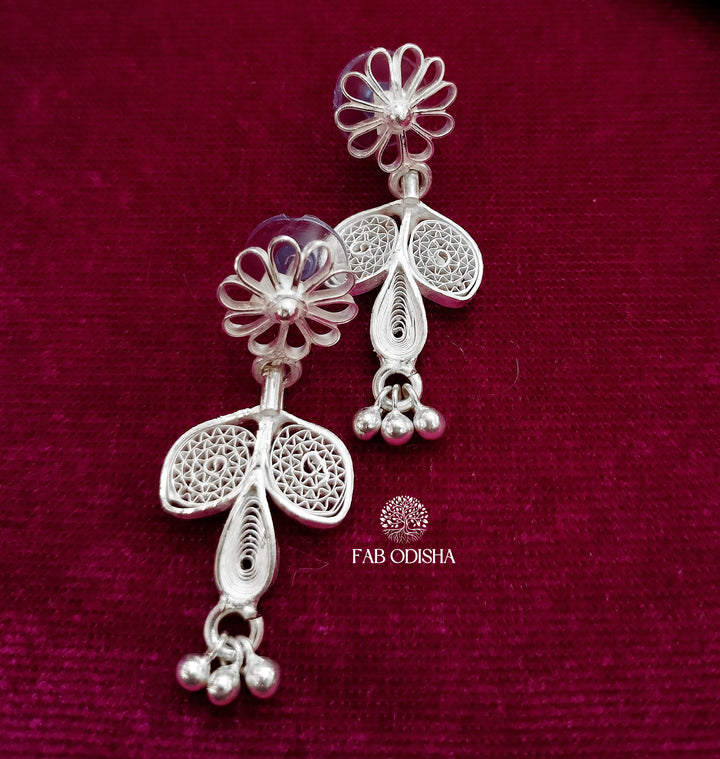 "MERMAID TALE" DAINTY FILIGREE EARDROPS