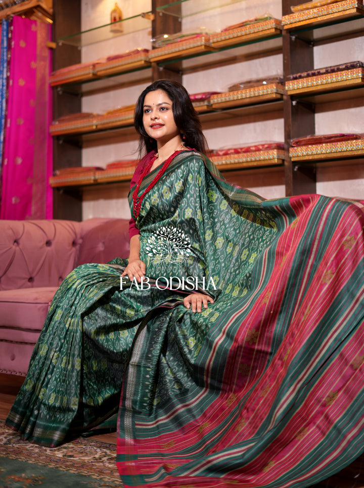 MASTER WEAVE EMERALD GREEN FULL BODY IKAT FINE JALLA WITH DOBBY TUSSAR SILK SAREE