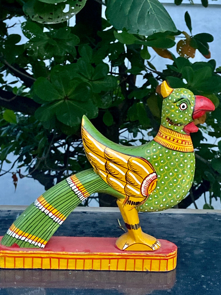 HANDCARVED/HANDPAINTED WOODEN BIRD STAND