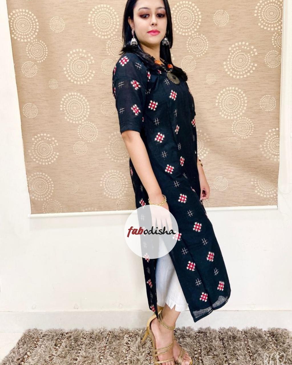 Pin by Revathi Iyer on Kurti designs | New saree blouse designs, Simple kurta  designs, Dress designs for stitching